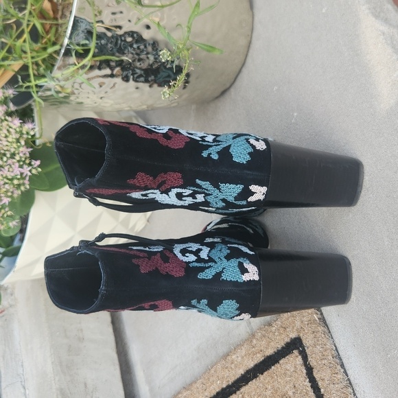 Rebecca Minkoff Bojana Boots 👢 - Picture 2 of 7
